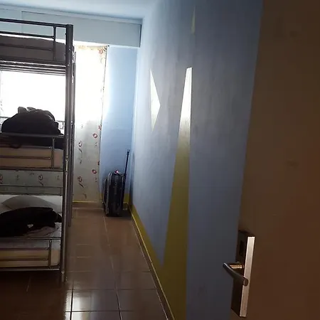 London Connection Hostel